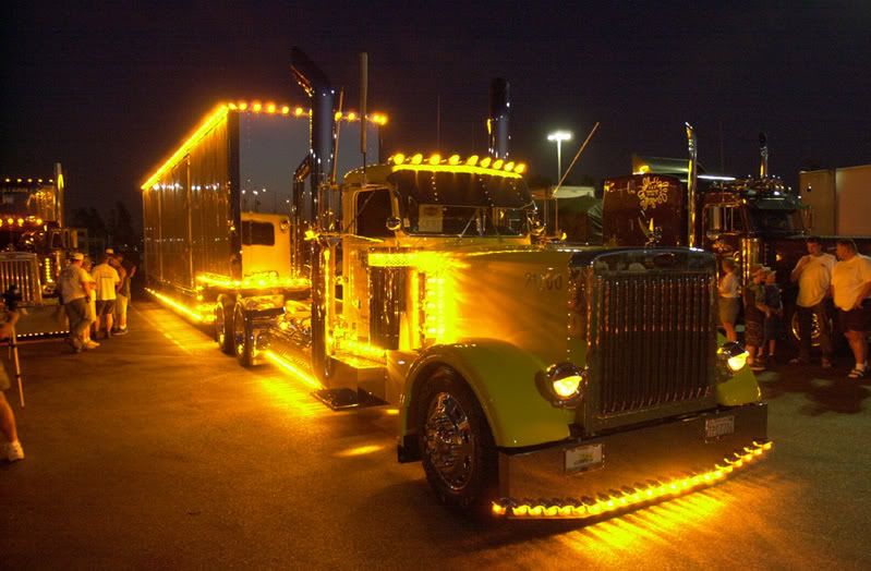 YELLOW PETERBILT