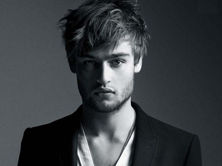 douglas-booth-photo-105.jpg