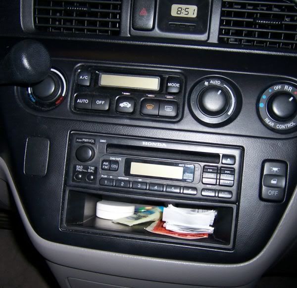 Honda odyssey audio aux port