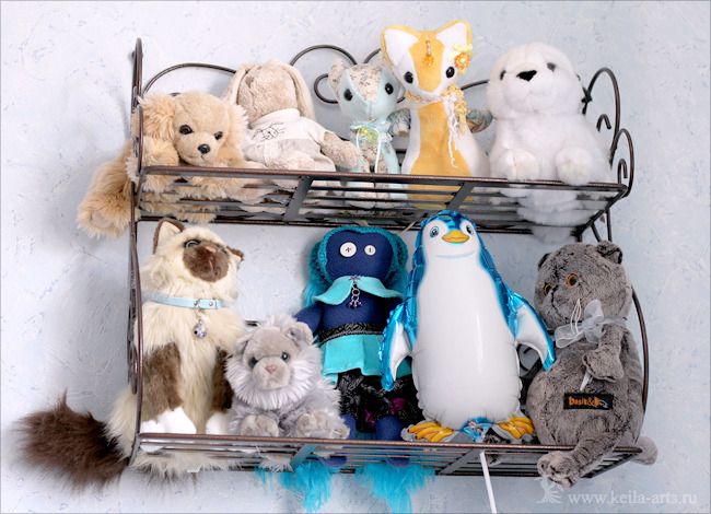  photo plushie_shelf_zpsczlfzs7i.jpg