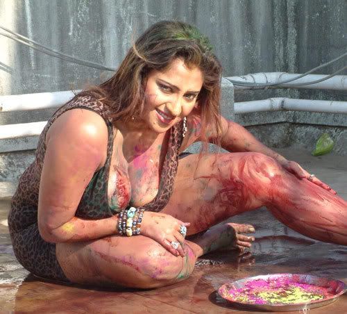indian masala actress cleavage