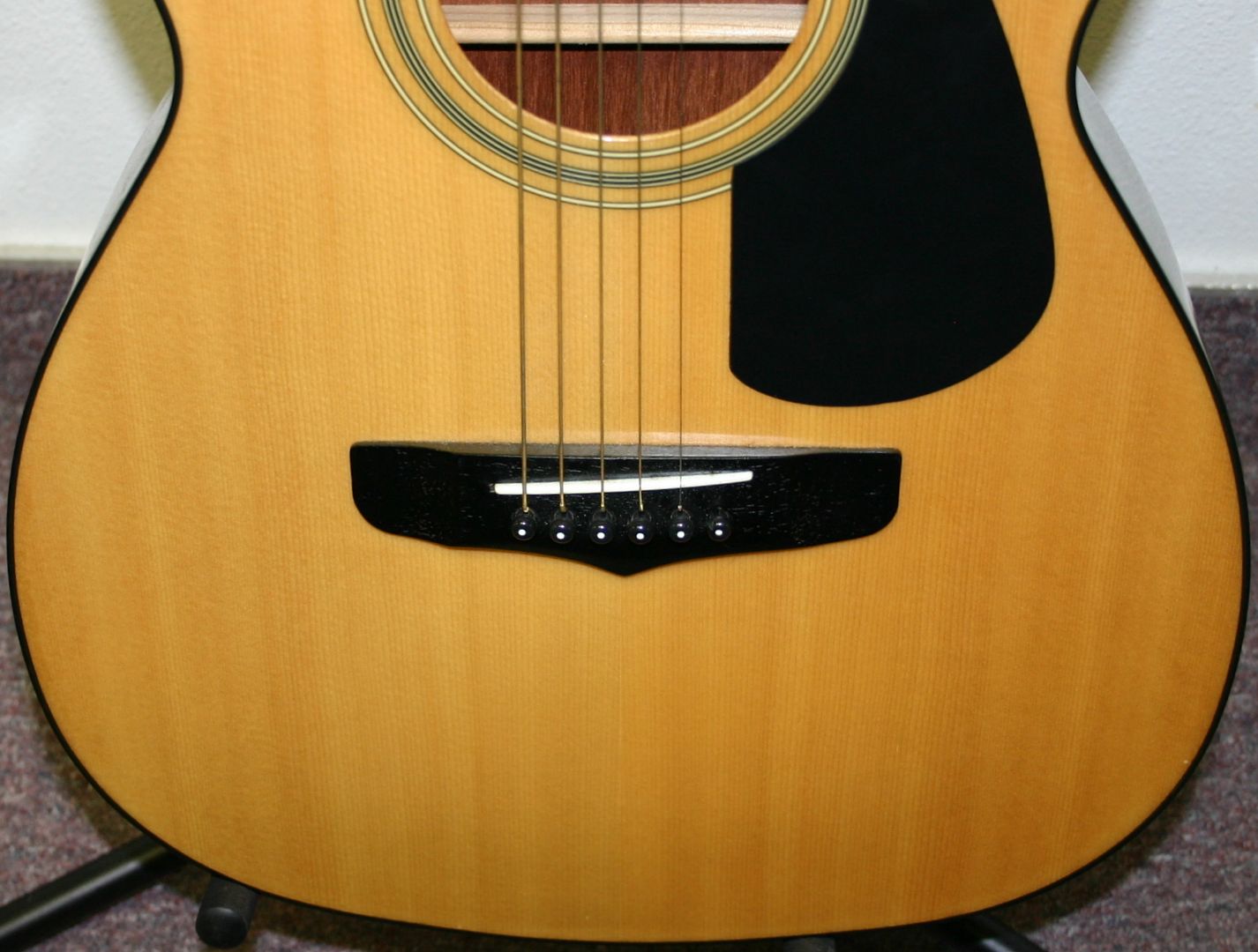 Fender Avalon
