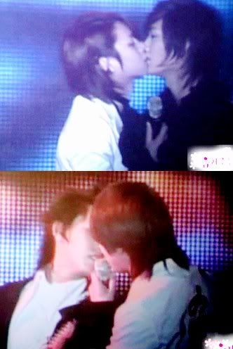 heechulsungminjungmo.jpg HeeChul Jungmo (top) Heechul Sungmin (bottom)  kissing ... man, that's hot image by TraciGrant