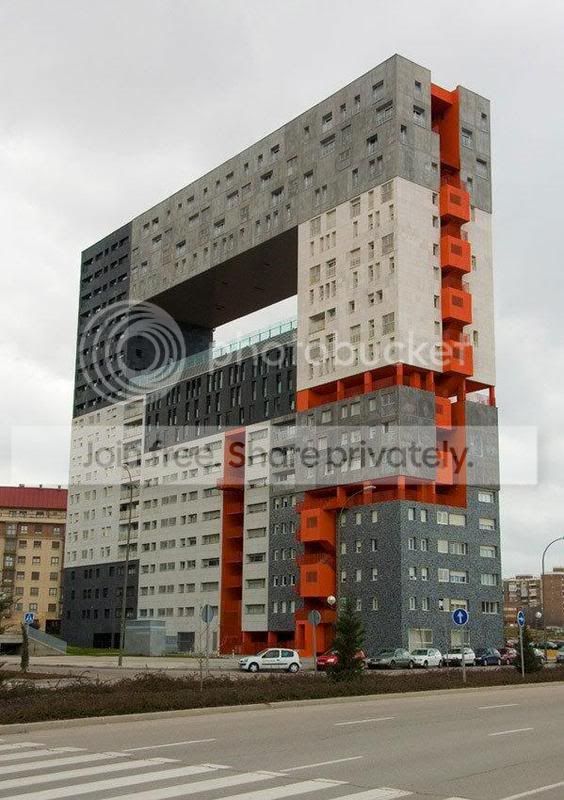 CoolAppartementBuilding.jpg