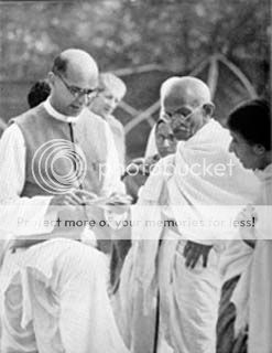 GandhiMahadev_Desai_and_Gandhi_2_1939Mahadev-Desai-left-reading-out-a-letter-to-Gandhi-from-the-viceroy-at-Birla-House-Bomba_zps783a2233.jpg